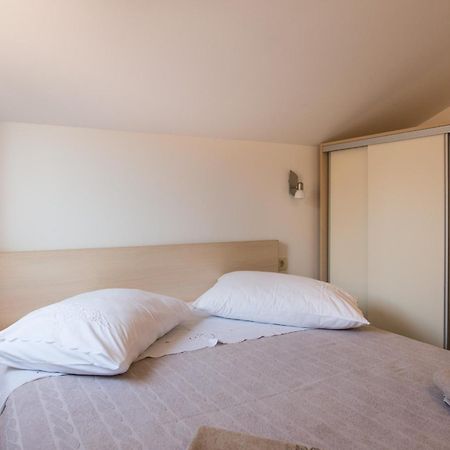Apartments Sunrise Brist Phòng bức ảnh